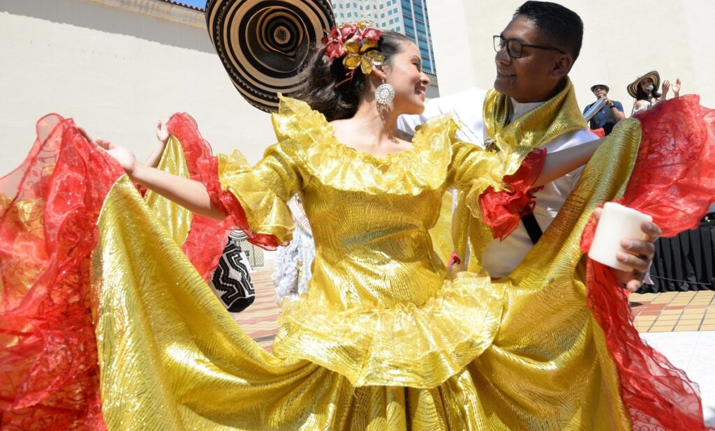 two dancers in traditional clothing
