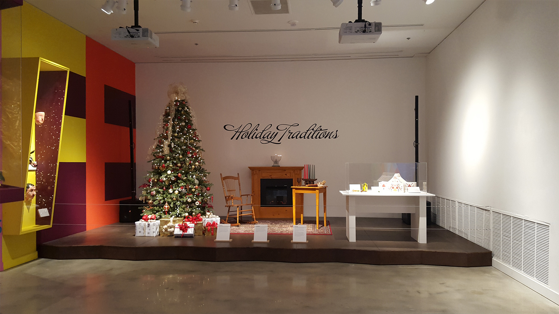 Display with holiday items